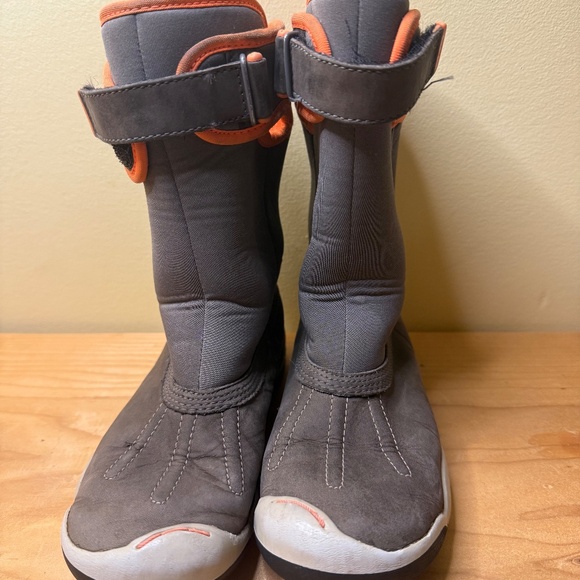 Plae Thandi waterproof boots little kid size 10 - Picture 2 of 13